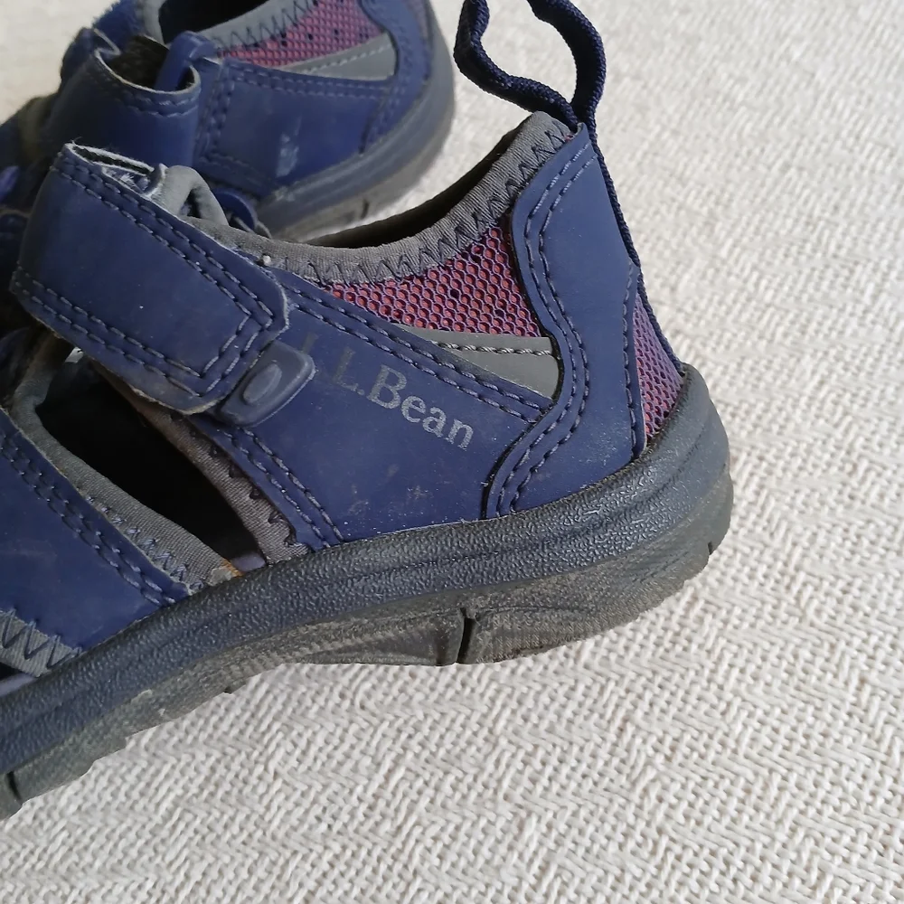 l.l bean ♡ blue sandals water kids toddlers 11 summer beach trail hike camping